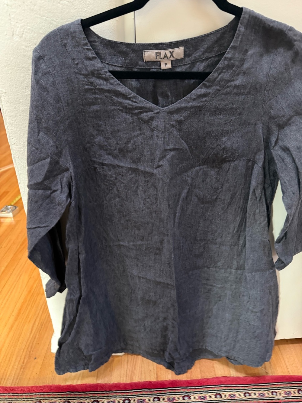 Flax Gray Linen V-Neck Tunic with 3/4 sleeves. Size P (large?)